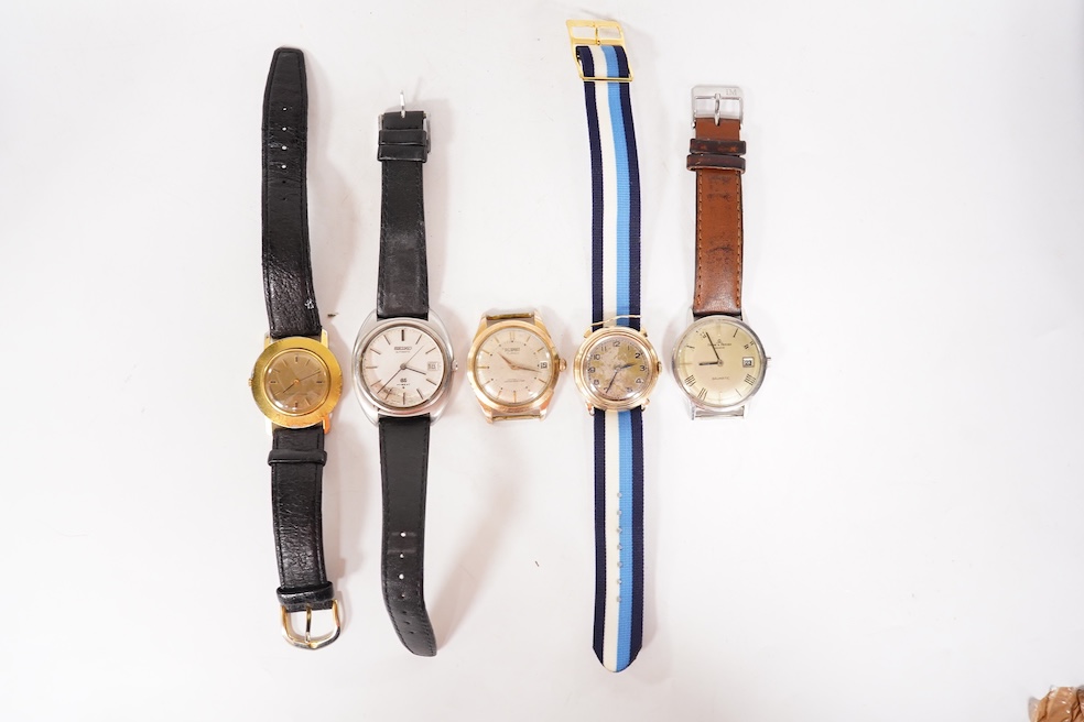 A gentleman's 1940's 9ct gold manual wind wrist watch(a.f.), together with four other wrist watches including Seiko, gold plated Girard Perregaux and Baume & Mercier Baumatic. Condition - poor to fair